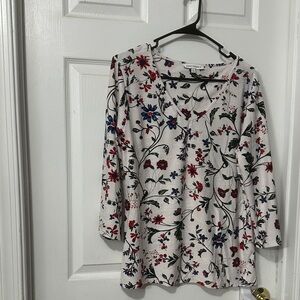 Emily Daniel’s Floral V-Neck Women's Top Size Large
